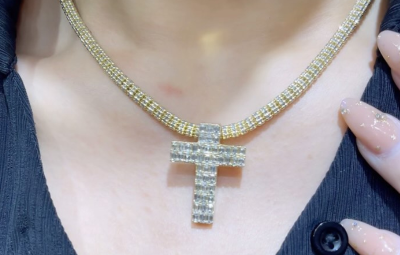 Shop Now, Pay Later: Enjoy Interest-Free Installments with Oscar Stone!