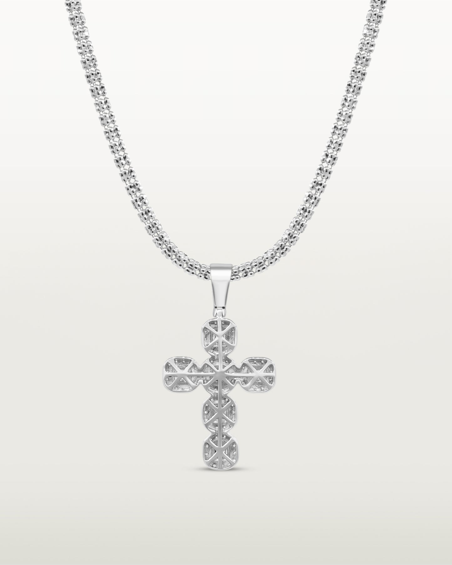 Oscar Lustre Cross Pendant
