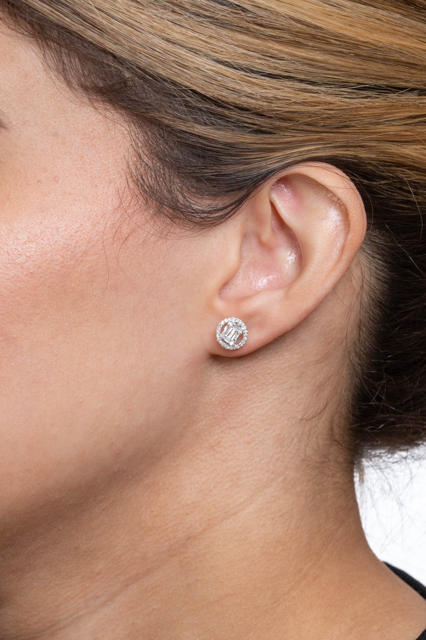 Oscar Halo Studs