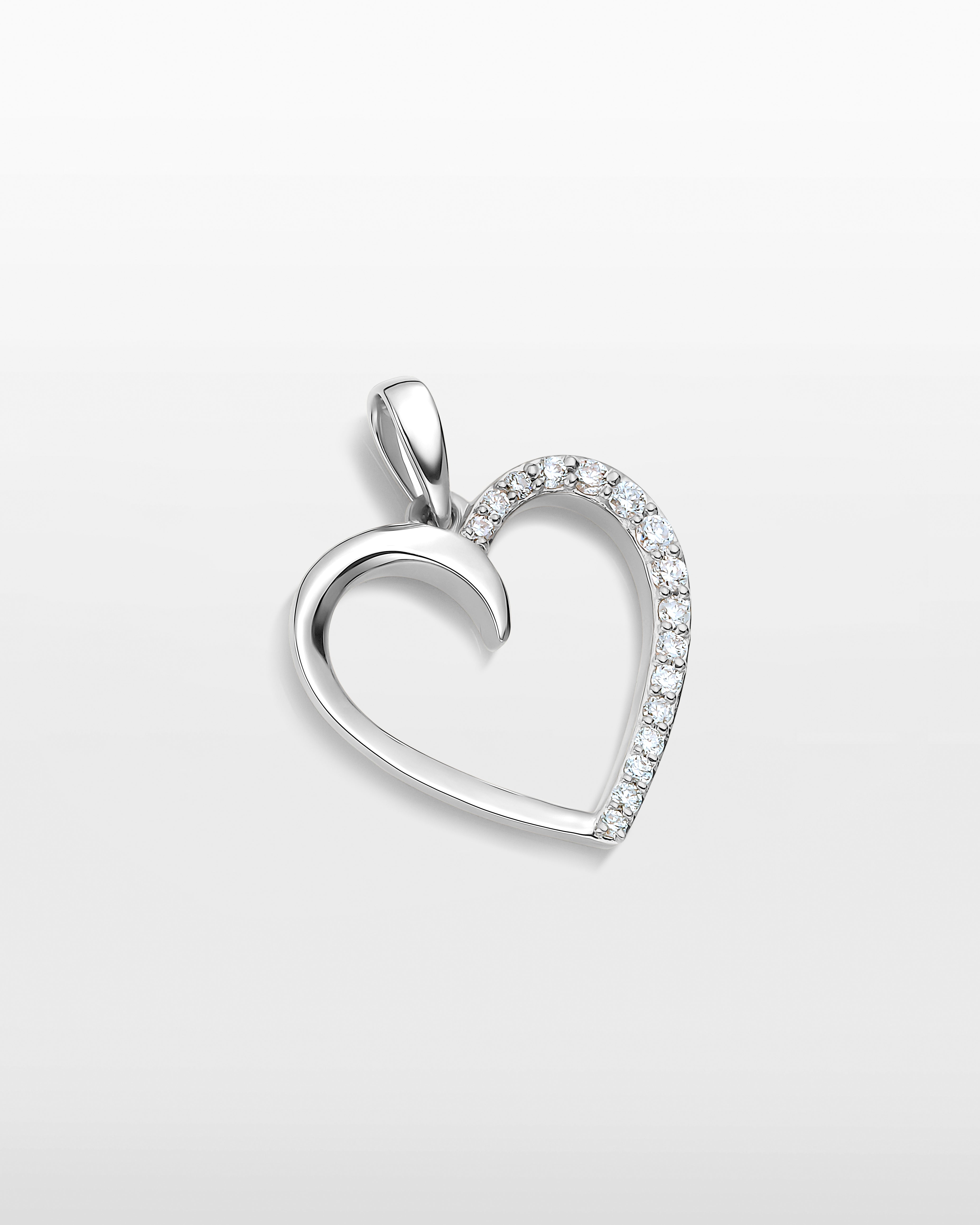 Oscar Infinite Love Pendant