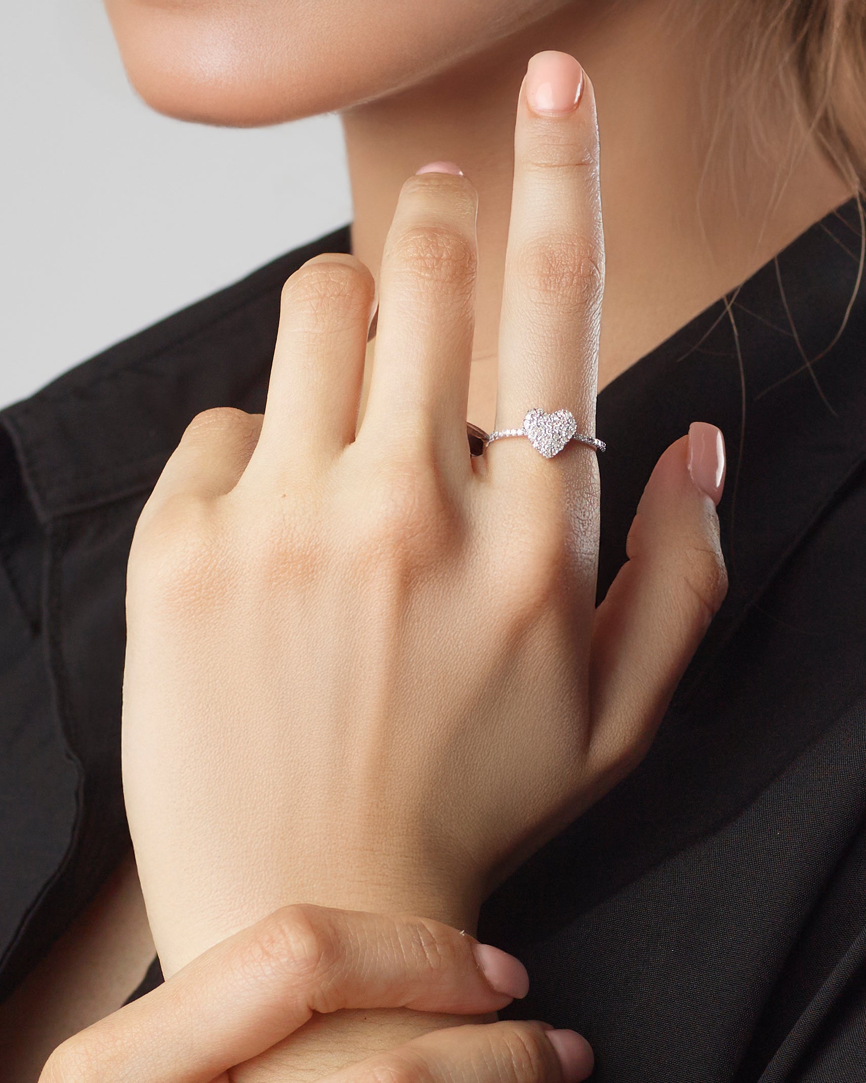 The Oscar Heart Ring