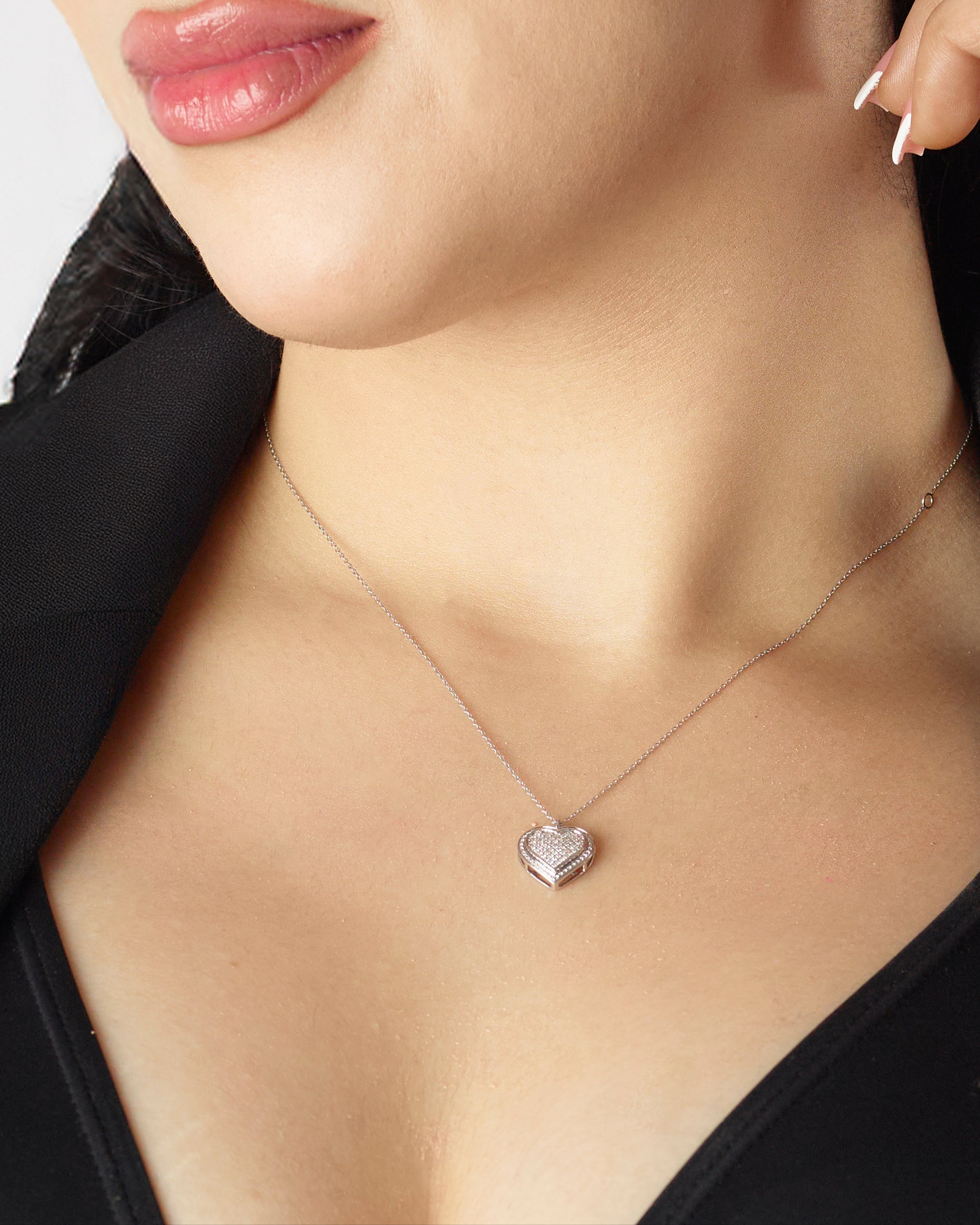Oscar Heart Pendant