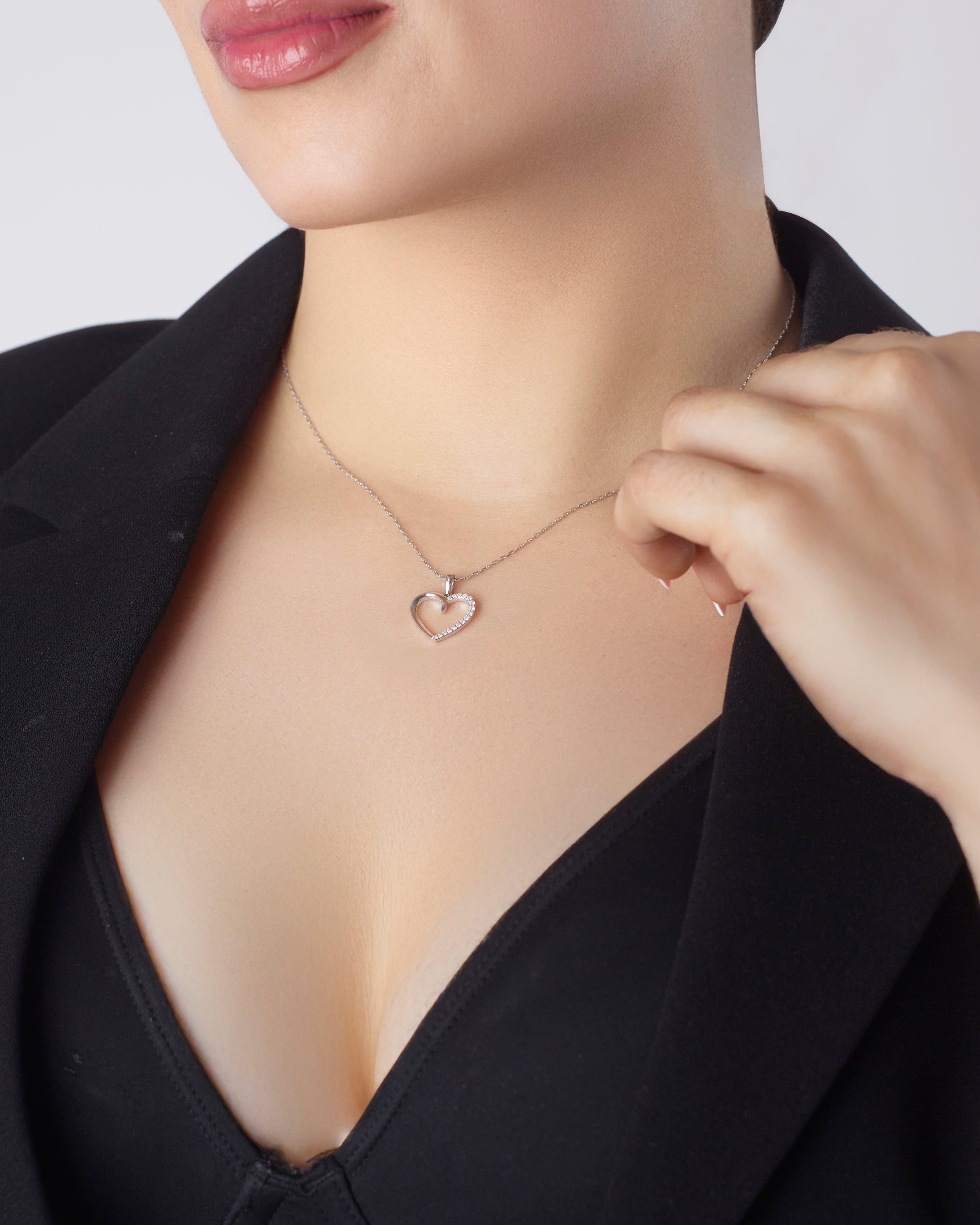 Oscar Infinite Love Pendant