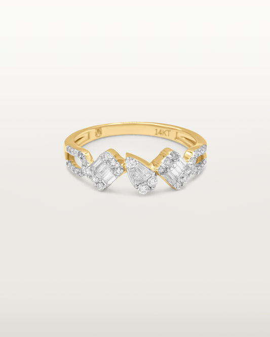 Royal Radiance Diamond Ring