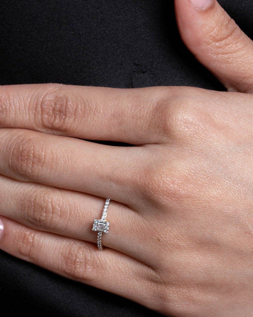 Spark Diamond Solitaire Ring