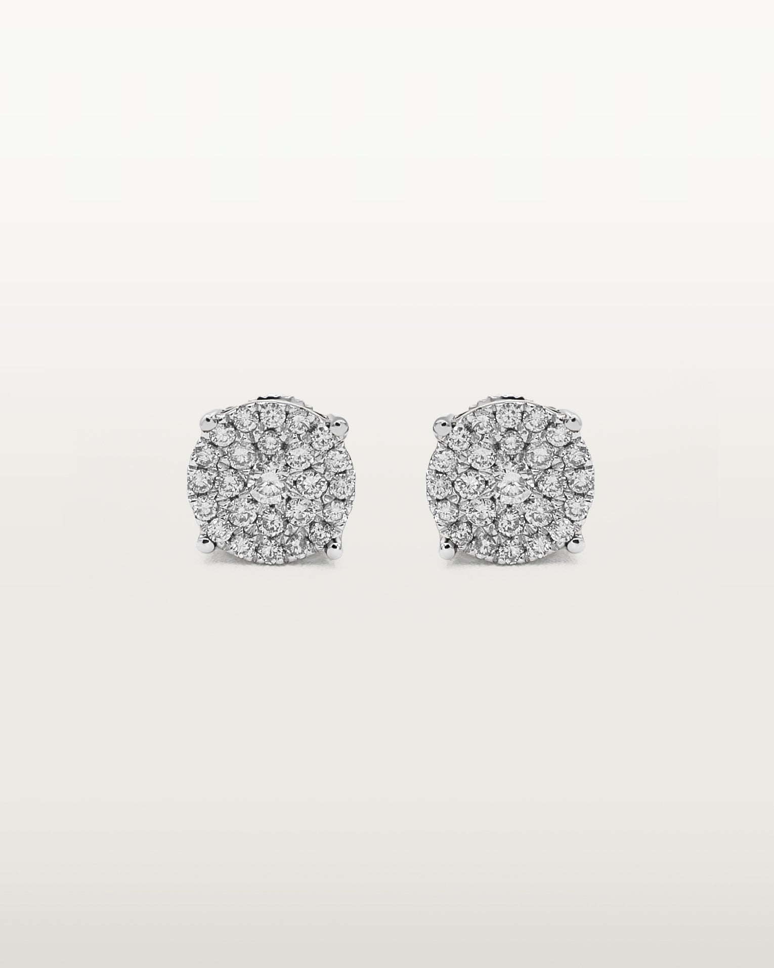 Luminous Cluster Stud