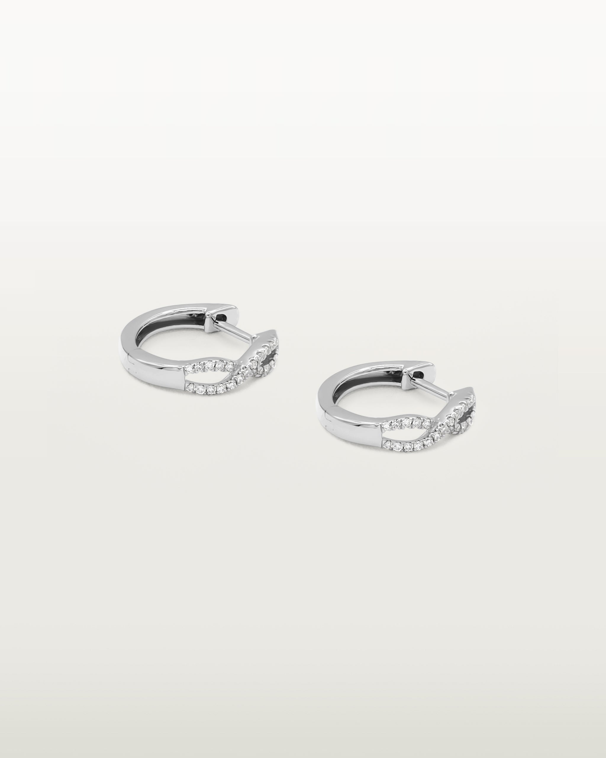 Oscar Infinity Spark Hoops