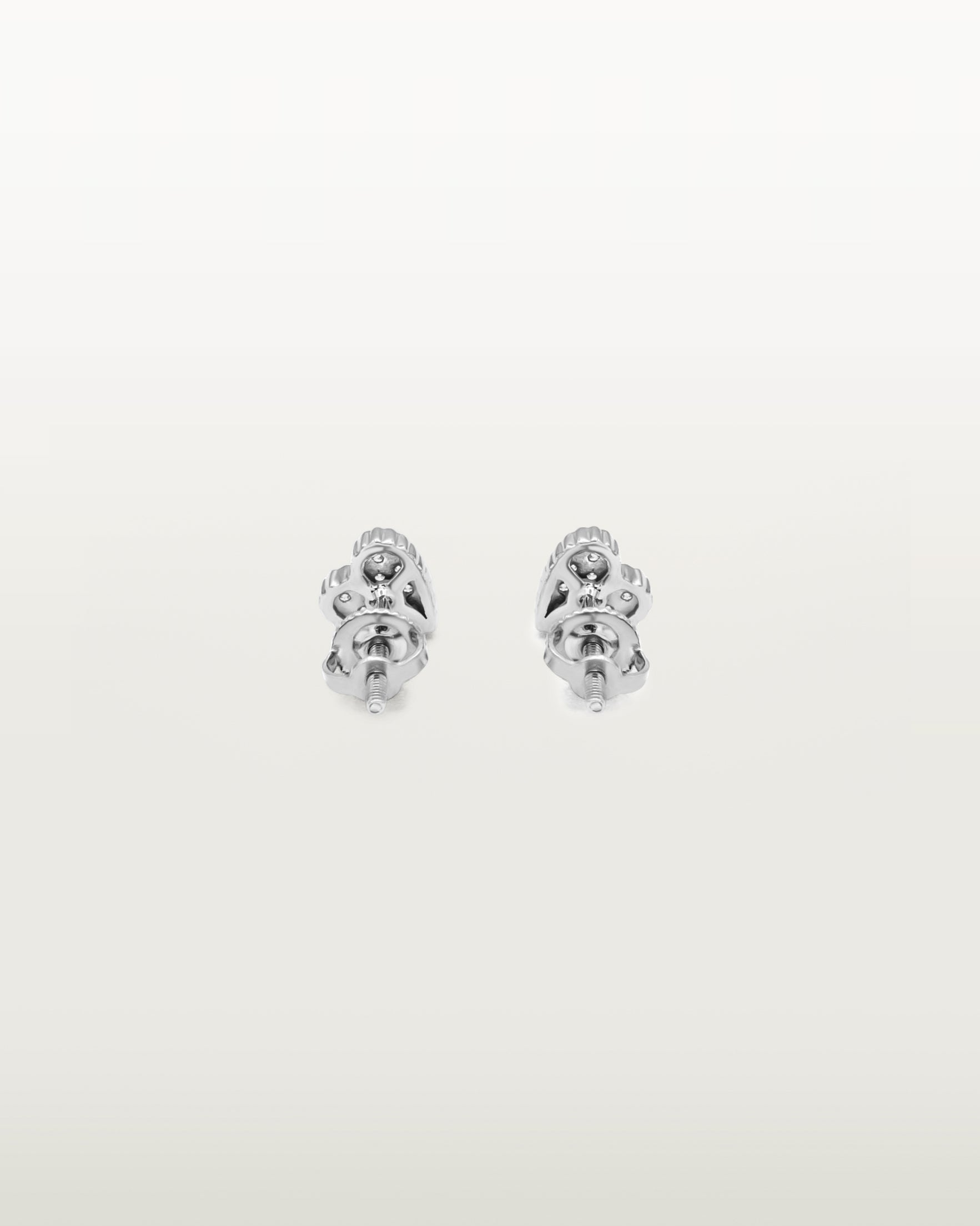 Oscar Petite Heart Studs