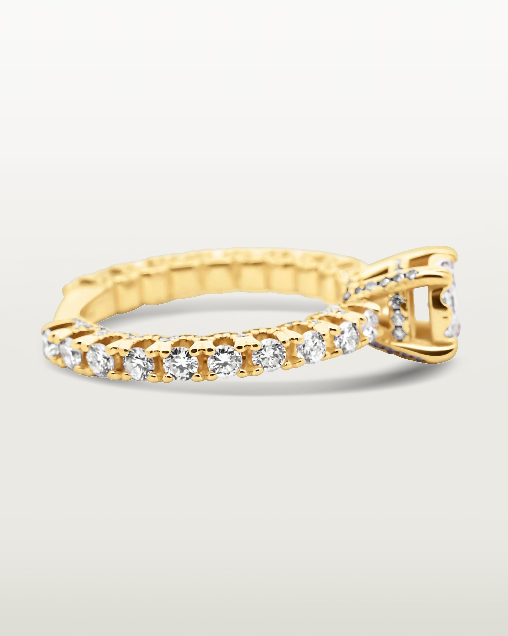 Oscar Infinity Ring