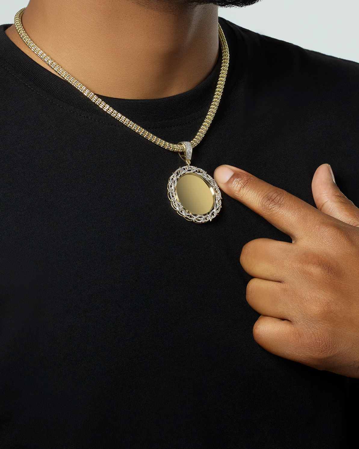 Thorn Legacy Pendant