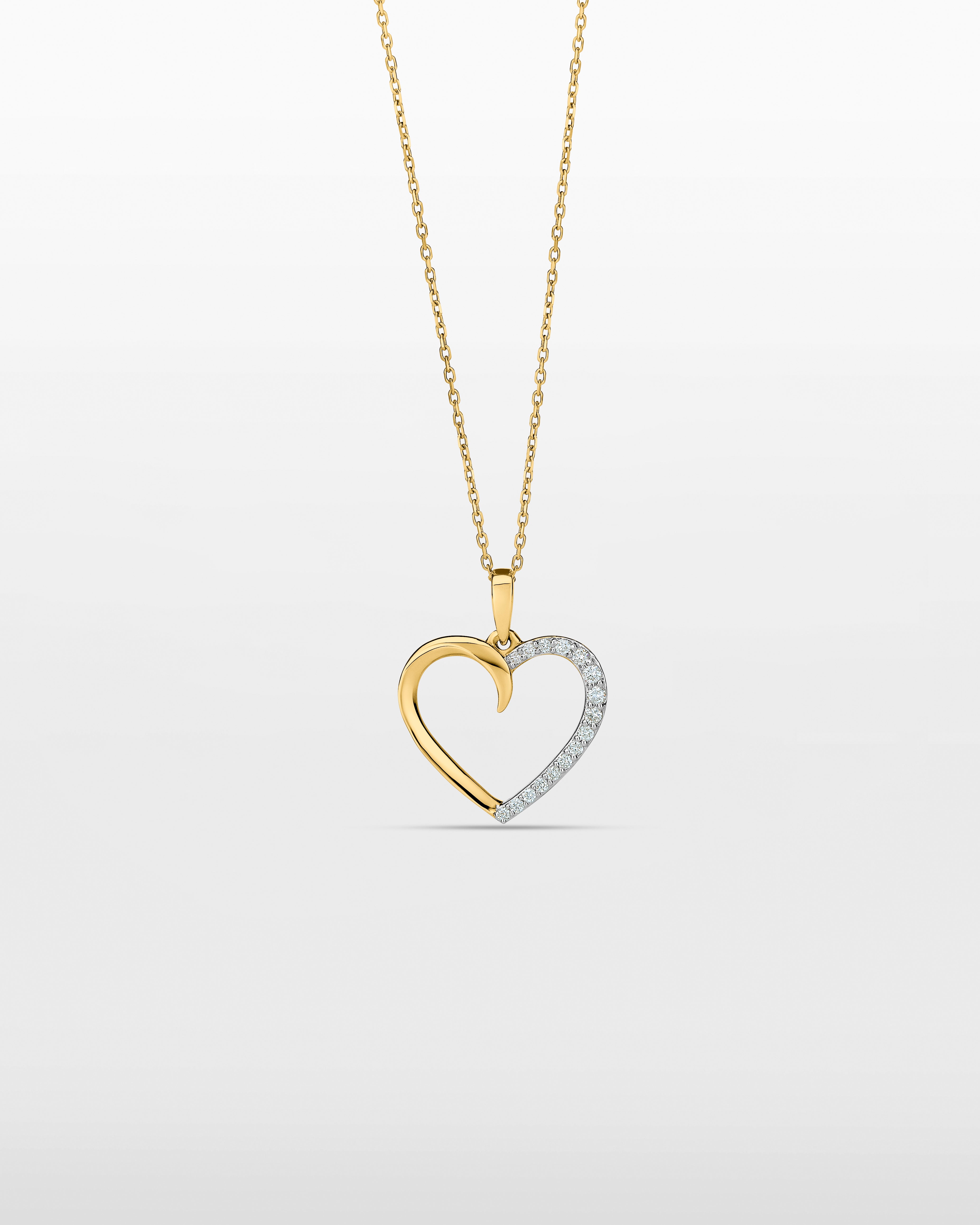Oscar Infinite Love Pendant