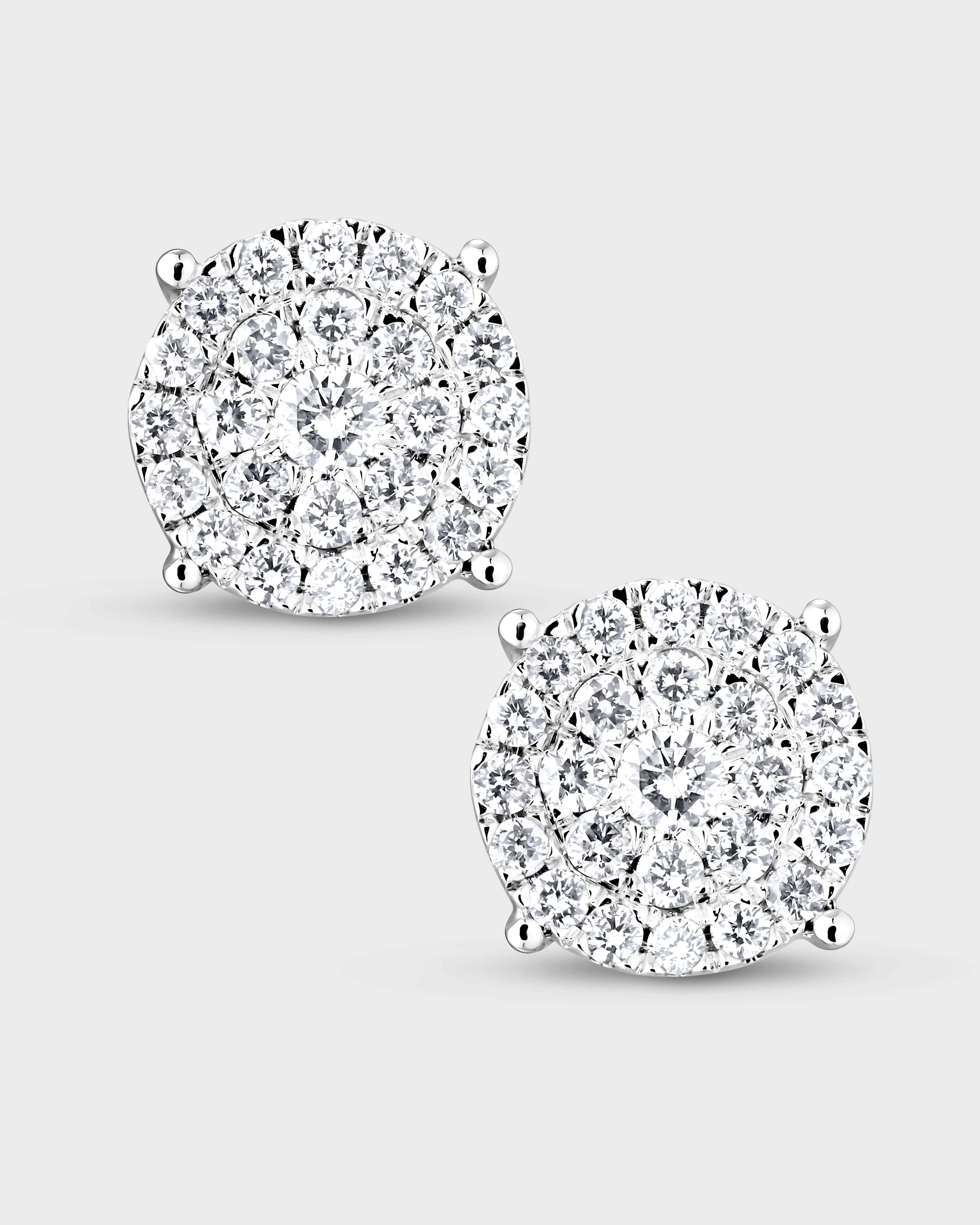 Luminous Cluster Stud