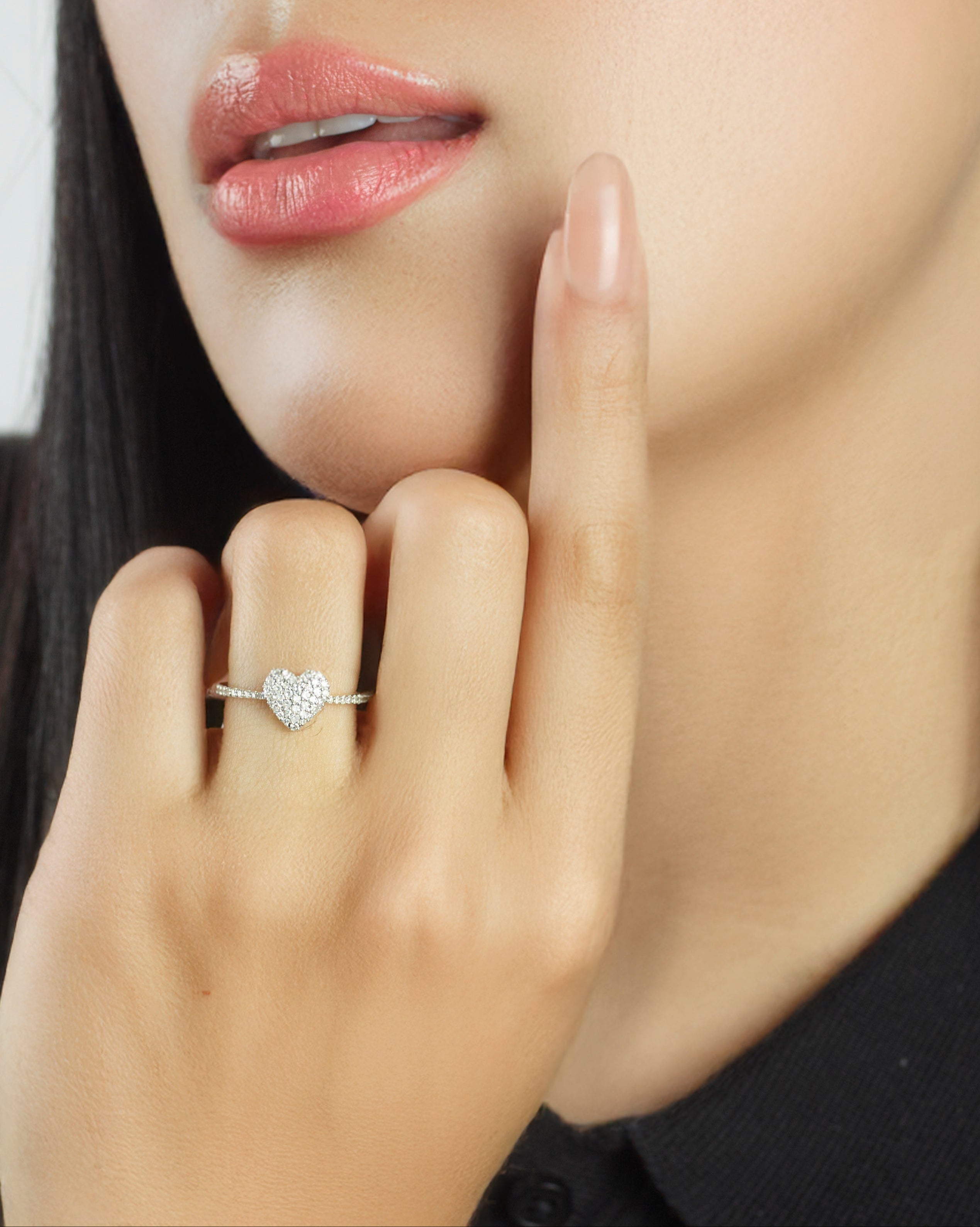 The Oscar Heart Ring